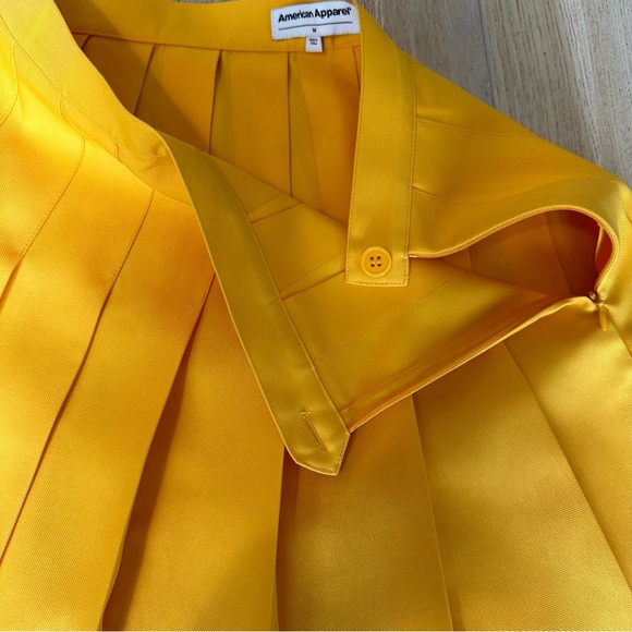 American Apparel Pleated Mini Skirt M - Picture 6 of 8